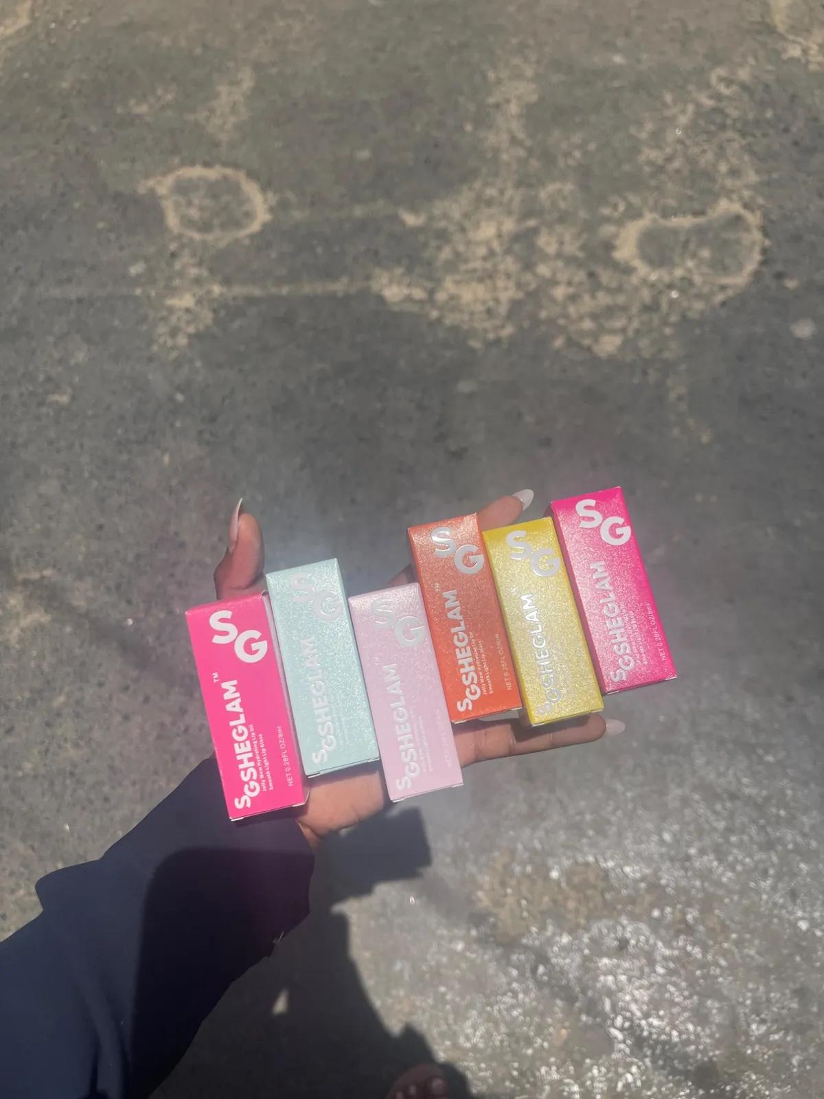 🌸SHEGLAM Lip oil 🌸